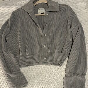 Abercrombie & Fitch Gray Ribbed Cropped Button-Up Cardigan